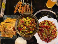 干锅肥肠-味纯私房菜江湖菜·烧烤.羊蝎子(卡尔店)