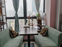 -ME觅妆·定制美妆·彩妆私教(菱角湖店)