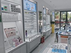 -光明眼镜·蔡司授权(徐泾店)