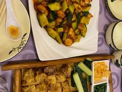 宫爆鸡鱼丁-肘子酥(王顶堤店)