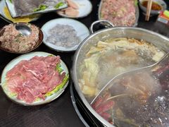 -重庆故事姊妹老火锅(财经学院店)