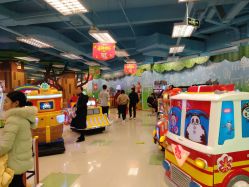 -莫莉幻想儿童乐园(武汉保利广场店)