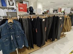 -优衣库(苏州天虹CCMall石路店)