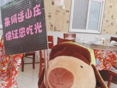 -何适山庄·团餐住宿(水长城P2停车场店)
