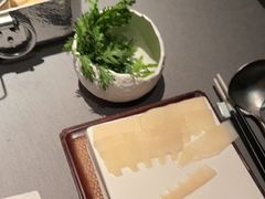 -左庭右院鲜牛肉火锅黑金店(陆家嘴中心店)