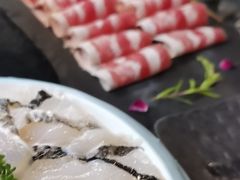 -鹿鸣山草本茶香火锅(园西路店)