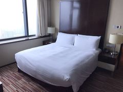 -上海龙之梦万丽酒店