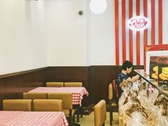 大堂-红宝石·鲜奶小方(莘庄店)