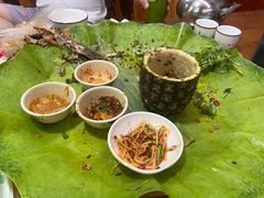 -沐毫傣泐云南菜孔雀宴•手抓饭傣味烧烤(曼听公园店)