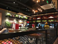 -渝是乎川渝小炒(新世界百货望京店)