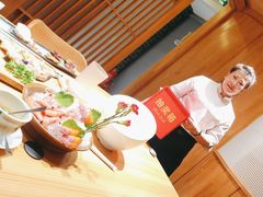 -花和海鲜自助(梅江店)