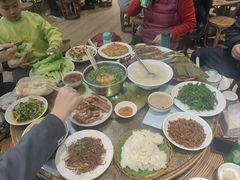 -岩保农家乐
