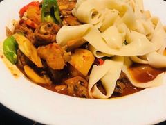 新疆大盘鸡-木卡买提新疆餐厅·清真(新里海顿公馆店)