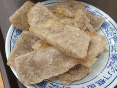 老北京炸灌肠-门框胡同百年卤煮(新街口店)