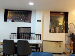 -毛辣果·贵州红酸汤牛肉火锅(西单店)
