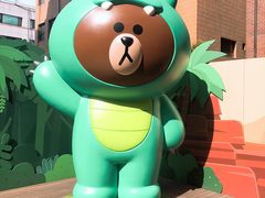 -LINE FRIENDS Garosu-gil Flagship Store