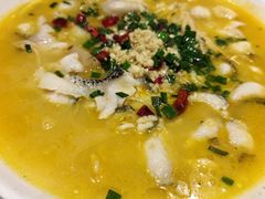 开胃酸菜鱼-聚丰园•湖鲜餐厅(阿红私房菜梅石路店)