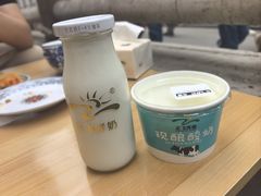 -正飞鲜奶(吐鲁番路店)