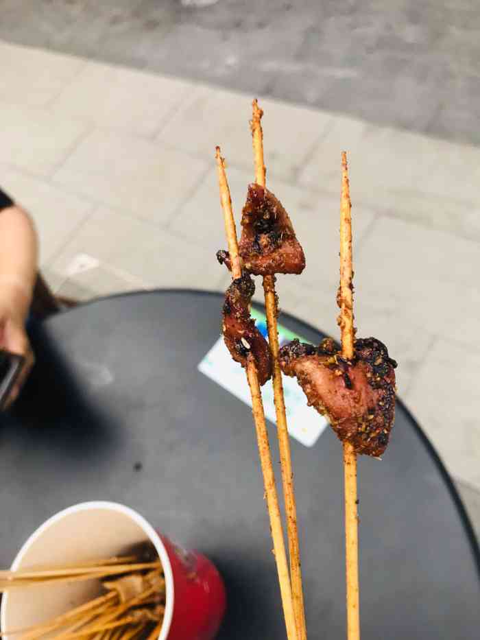 曹大厨传奇小串(宁大店)-"这家店在本宫的茶对面吧.都是小串串,吃起.