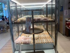 面包甜点陈列柜-奈雪的茶(大梅沙8号仓店)