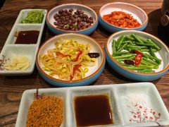 -明洞阿姨·韩式酱蟹烤肉·创意料理(三元桥店)