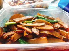 -水煮鱼乡·川京菜(蛇口店)