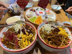 -怪噜范·老贵阳街头名小吃(鸿通城店)