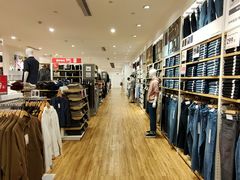 -优衣库(上海中山公园兆丰广场店)