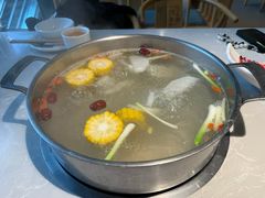 养生原汤锅-俏牛哥鲜牛肉牛肆馆(重庆天地店)