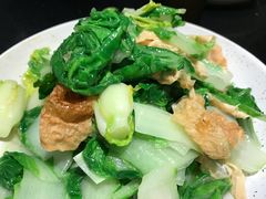 腐皮青菜-老头儿油爆虾·知味杭州(爱琴海购物中心)