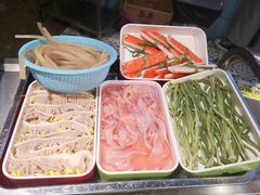 -钢管厂五区小郡肝串串香(奥克斯广场锦城万达店)