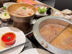-牛YO寿喜烧·铁板烧和牛火锅自助(市府恒隆店)