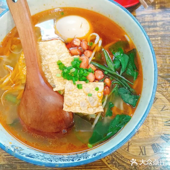 陈记柳州螺蛳粉(大坪店)鸡蛋螺蛳粉图片