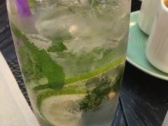 -东方红海鲜百汇(国际大厦店)