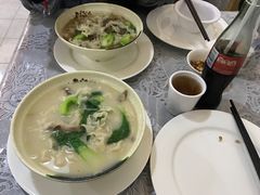 -YI PIN JU 一品居中餐厅 中国超市