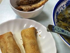 酥炸小黄鱼-明呈黄鱼面馆(斜土路店)
