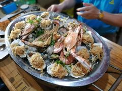 -大城·烧烤海鲜大排档(台东店)