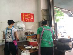 门面-老嘢扣肉糯米饭(云亭街店)