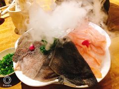 -白乐天毛肚火锅馆(解放碑店)