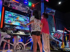-世代星球·保龄球·镭战真人CS·团建(杨浦店)
