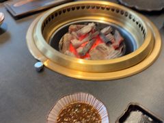 -铭牛烧肉·和牛海鲜自助(高新月牙湖店)
