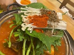 -喇喇排骨火锅·传统韩式脊骨汤(望京西园总店)