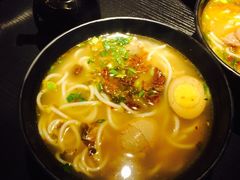 -花溪巷牛肉粉(泉城路店)