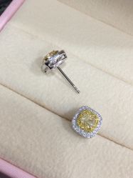 -威德钻石-克拉钻大本营(南京东路店)