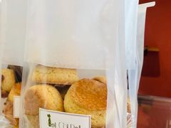 -SKROLL卡特司库·蛋糕定制·生吐司·司康(古北程家桥店)
