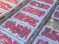 -来龍儿鲜切牛肉自助老火锅