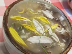 -龙桥私厨·姜花菊花过桥鱼·顺德菜(容桂店)