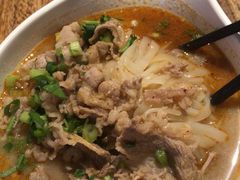 沙嗲牛肉河粉-翠华餐厅