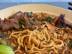 -方铲铲·成都板凳面(滨江银泰店)