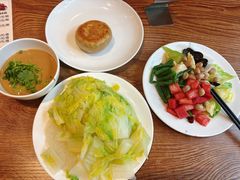 -清真吴记门钉肉饼·喜多利